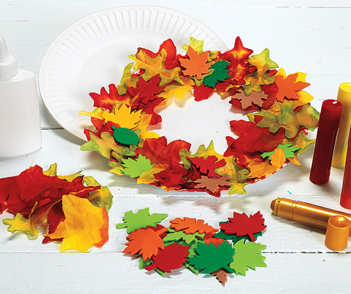 Paper Plate Wreath Creative Activity